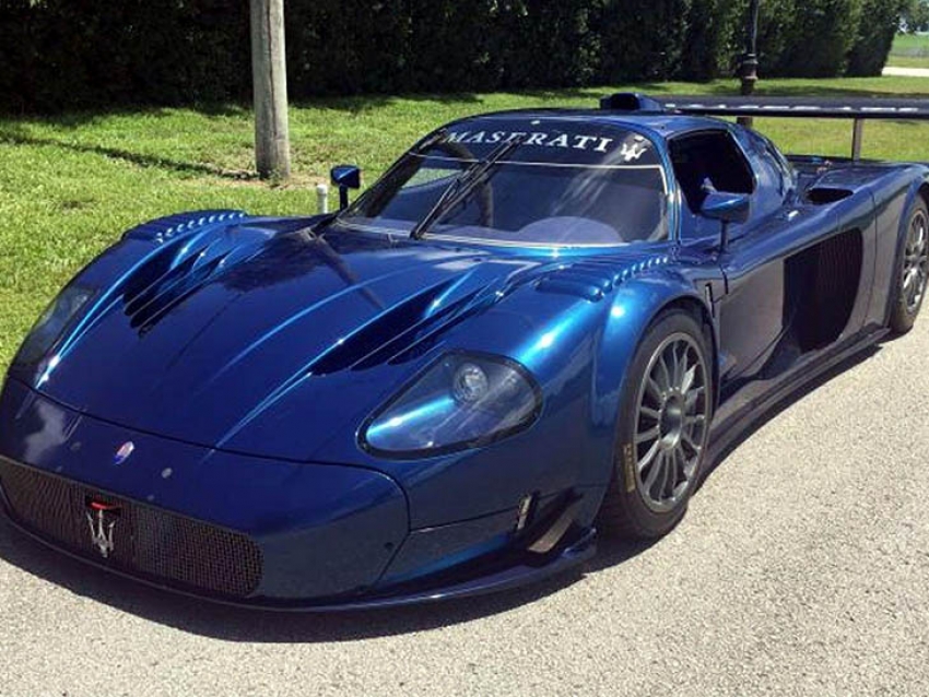 Un Maserati MC12 Corsa por US$ 2.700.000 dólares