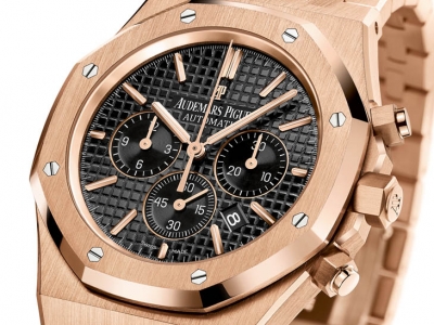 Close up al Audemars Piguet Royal Oak Chrono