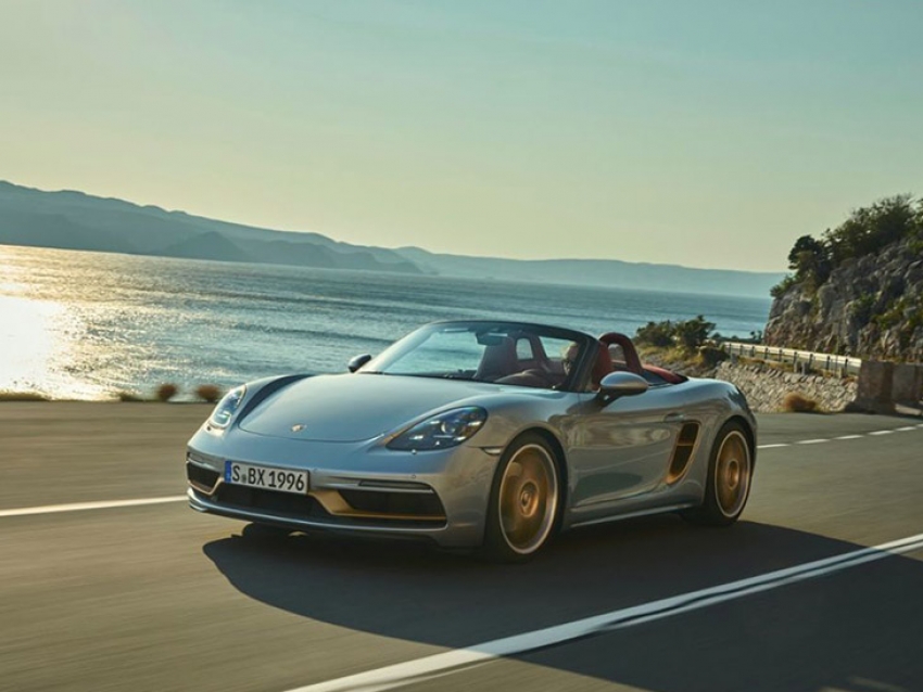 Porsche festeja los 25 años de su icónico modelo Boxster